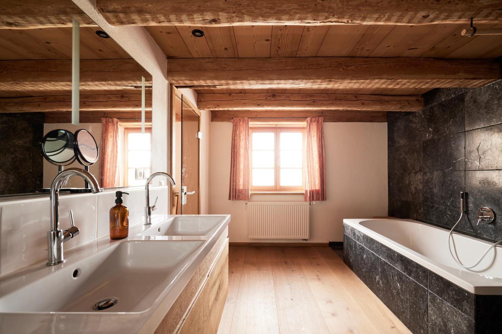Ferienhaus Steinbacher Direkt Am 泰根塞 外观 照片